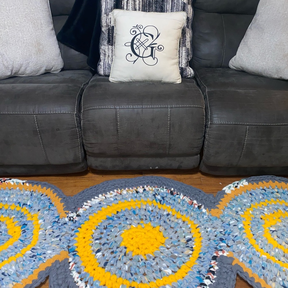 Handmade Multicolor Crochet Rug - Picture 4 of 8